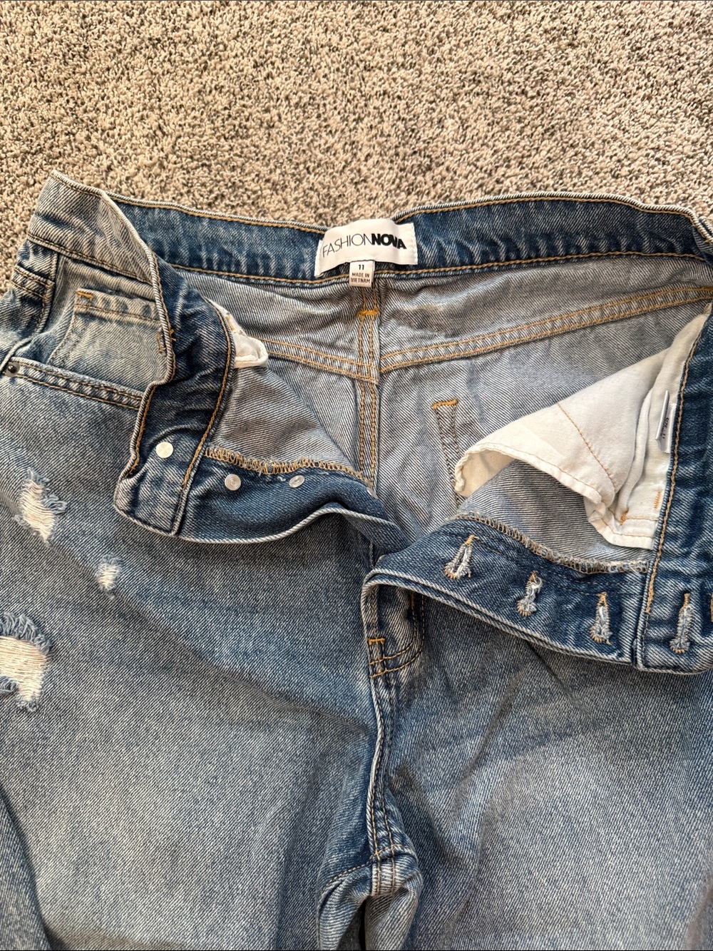 Fashion Nova Men's Light Wash Distressed Relaxed Jeans
